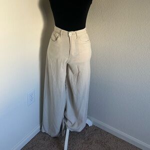 Elegant Cream Wide-Leg Women's Jeans